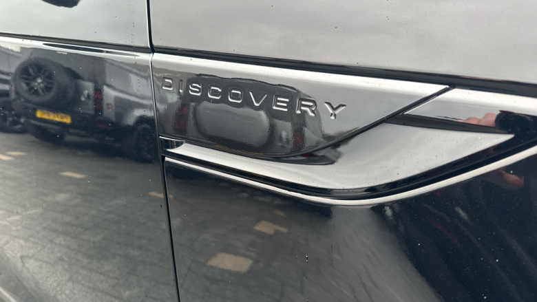 Land Rover Discovery 3.0 D350 Dynamic SE 5dr Auto Diesel Station Wagon